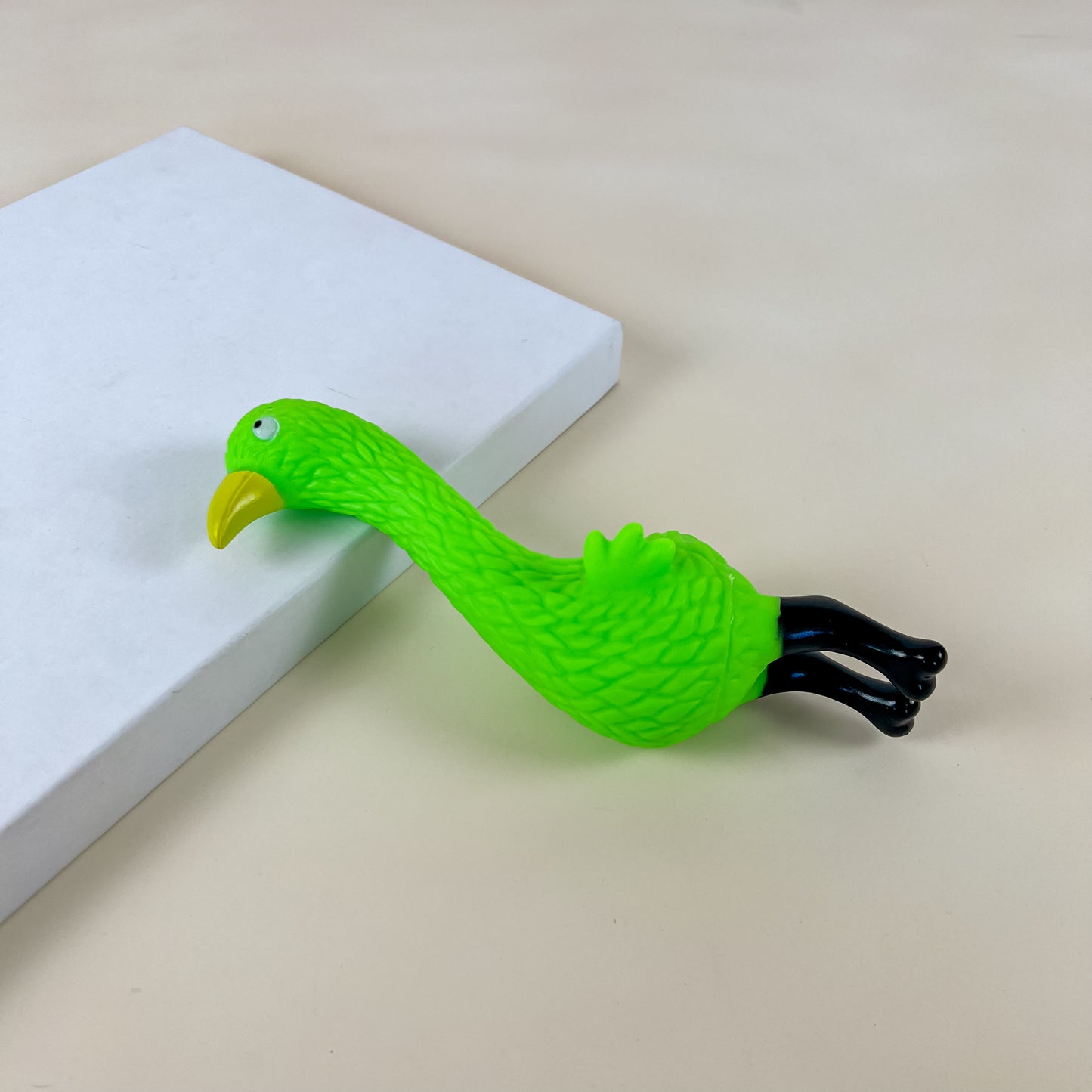 ANNAM Pískací plameňák pro pejsky 22 cm