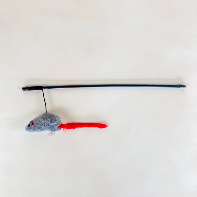 A tease with a mouse on a stick, 47cm rod, 12cm mouse