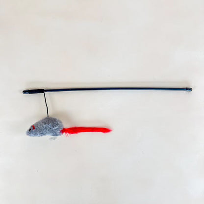 Škádlítko s pískací myší 47 cm