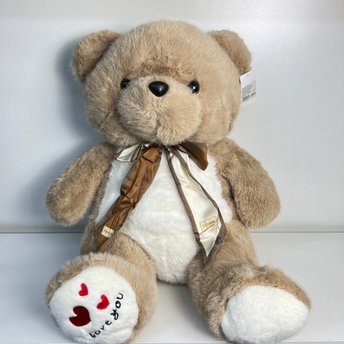 Plyšový medvídek s mašlí a srdíčky na noze 55 cm