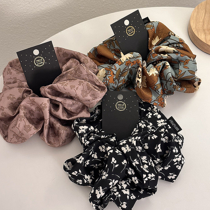 Květinové Scrunchie a Čelenky