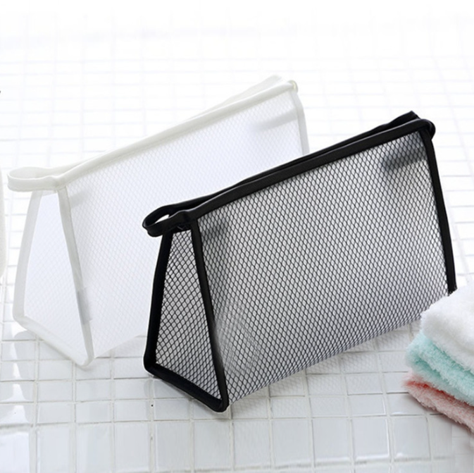 Kosmetická taška na zip - voděodolná 23x15x9 cm