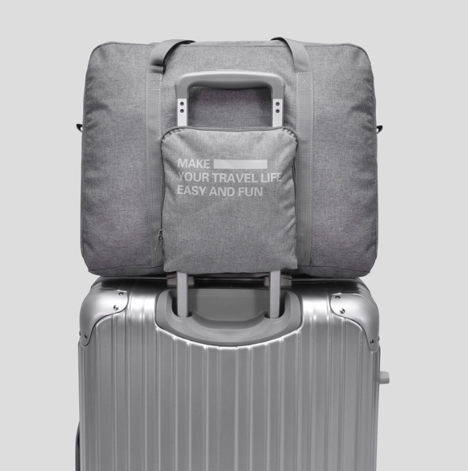 Skládací cestovní taška na kufr