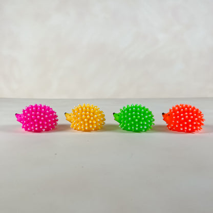 Sand hedgehog 4pcs x 9cm, different colors (price for the whole set)